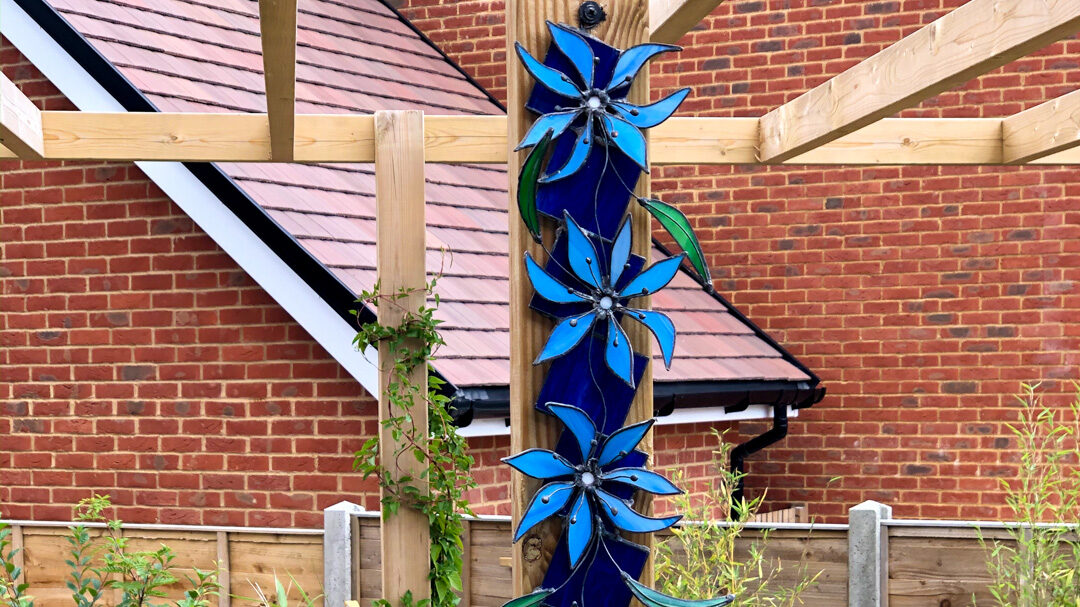 Floral garden sculpture perfect for pergola